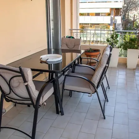 Apartment Sweet #center# *